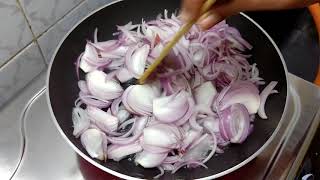 ONION GRAVY IN TAMIL  EASY SIDE DISH  ONION RECIPES  Recipe In Tamil  Manjimas Kitchen [upl. by Shayn]