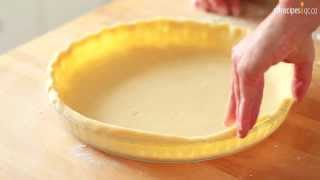 Comment faire une croûte à tarte [upl. by Puklich]