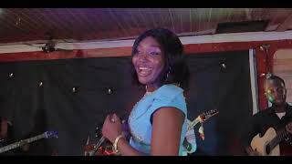 Naomie BANSIMBAMEDLEY LOUANGE sandrambuyi medley louanges Live Recording [upl. by Alasteir]