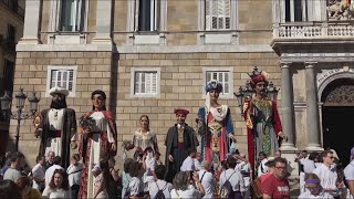 El Garraf present a la primera Trobada de Gegants centenaris i històrics de Barcelona [upl. by Odlonyer]