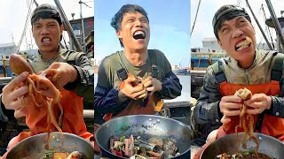 Chinese fishermen eat octopus Boston lobster scallops clams crabs razor clams conches [upl. by Lady]