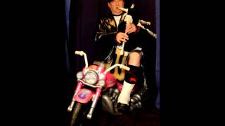 Biker bagpipes quotDavie Allan Medleyquot by Kenny Ahern Bagpiper [upl. by Seana]