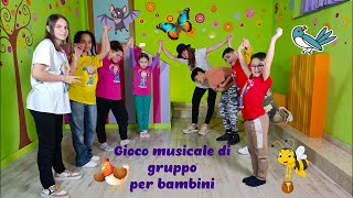 Gioco musicale di gruppo per infanzia e primaria quotUna farfalla entra ed esce dalla mia finestraquot [upl. by Esiuol819]