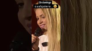 La hermosa versión de quotChantajequot Chris Martin ft Shakira [upl. by Lirbij]