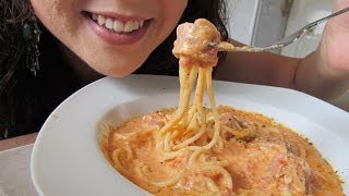 Salchipulpos o GreñudosEspaguetti con crema de tomateMarisolpink [upl. by Alrad860]