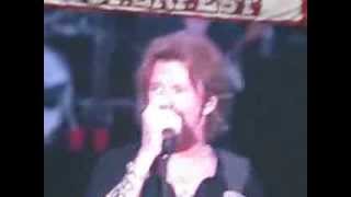 Brooks and Dunn  Neon Moon  Bayou Country Superfest 53010 [upl. by Delora]