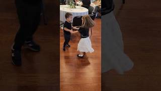 Kids at the wedding hamsterdance свадьба сына 2024 funnydance [upl. by Stringer]