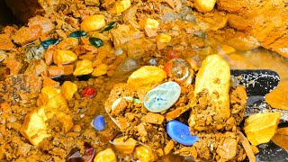 wow GOLD Hunting Incredible Gold Finding amp found old gold treasure under Stone of mountain [upl. by Hiltner]