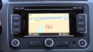 Volkswagen RNS 315 Infotainment and Navigation Review [upl. by Tecu]