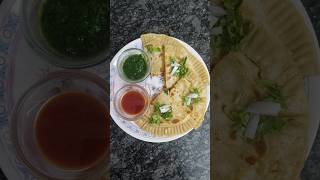 Bacchon ke liye man pasandida banaye chicken Paratha pizza [upl. by Ikeda]