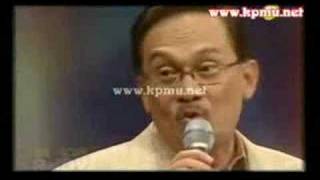 Anwar Ibrahim  lagu untuk azizah [upl. by Livvie]