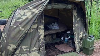 Sonik axs 1 man cammo Bivvy [upl. by Jarib]