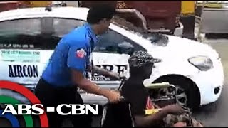 TV Patrol MMDA traffic manager tumulong sa nakawheelchair [upl. by Tristis]