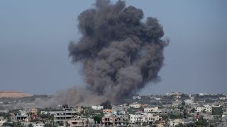 Israel intensifica operações em Rafah Pelo menos 12 mortos após ataques no centro de Gaza [upl. by Drue]