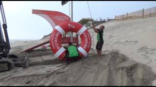 Praia da Amorosa  Preparação época balnear 2017 [upl. by Callie]