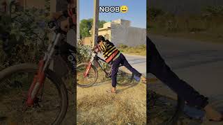 NOOB 😀 PRO 😉 LEGEND 🔥NEW CYCLE STUNT VIDEO cycle cycling cyclestunt shorts viralvideo [upl. by Eldridge549]