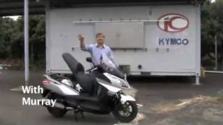 Kymco Downtown 300i [upl. by Imnubulo]