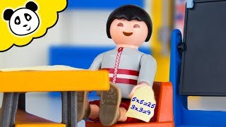 Playmobil Schule  Peter schummelt beim Test  Playmobil Film [upl. by Ailesor783]