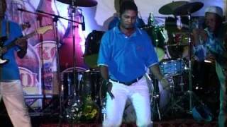 Koffi Olomide amp le Quartier Latin Live au GHK 2005 V2 [upl. by Sikras]