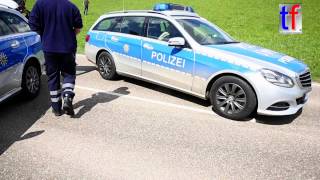 Police  Polizei MercedesBenz E 220 CDI Responding  Alarmfahrt Germany 2015 [upl. by Macnamara]