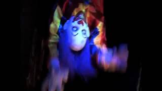 Fearscapestudios com Halloween Animatronics CD525 CLOWN DROPPER FLAILER [upl. by Maryrose]