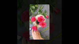 kleines blumiges Mitbringsel im Becher diy diycrafts flowers rose tutorial anleitung easy [upl. by Cinelli]