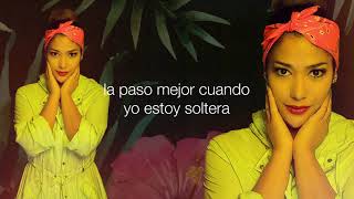 FARINA  MEJOR ESTAR SOLA   Lyric Video [upl. by Lek]