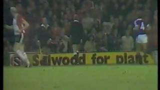 Disallowed Kevin Keegan goal 8182 v Manchester United [upl. by Flessel51]