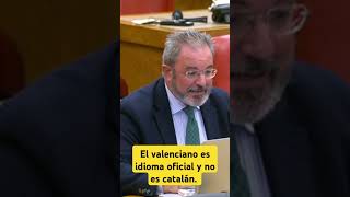 El valenciano es más antiguo q el catalán y es idioma oficial aunq los catalanes quieran borrarlo [upl. by Gahl51]