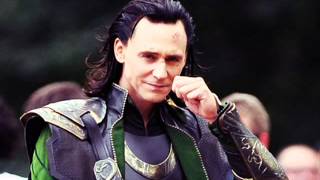 The Red Necklace  Read by Tom Hiddleston  CD 5 Track 2 [upl. by Hairej]