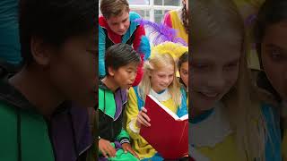 Het Nationale Sinterklaaslied 22 quotSinterklaas Superfanquot sinterklaaslied pietenkidz sint shorts [upl. by Ailegna]