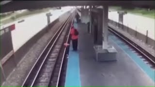 Video appears to show woman killed on CTA tracks was not helped despite people on platform [upl. by Publus]