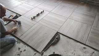 Karo Ustasından Ahşap Görünümlü 60x60 Seramik Döşeme İşçiliği  Fliesenmeister  How to lay tile [upl. by Babs]