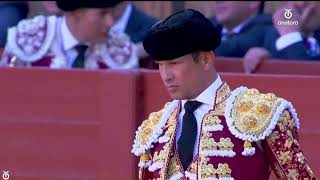 José María Manzanares primer toro Feria de Abril Sevilla 11042024 [upl. by Deutsch52]