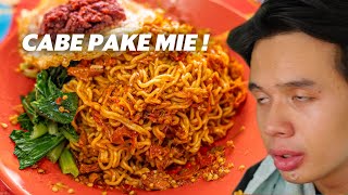 MAKAN CABE 100 PAKE INDOMIE DI INDOMIE ABANG ADEK   PEDAS HANYA ILUSI [upl. by Laina]