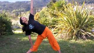 Trikonasana  Triangle Pose in Spanish [upl. by Whetstone]