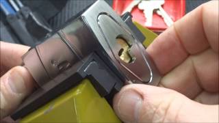 262 Union Padlock Picked Open amp Gutted [upl. by Claudian]