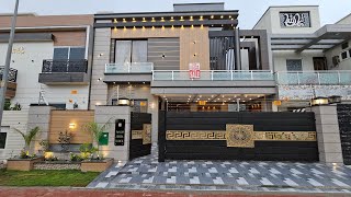 wow 10 Marla Brand New Modern Designer House For Sale In Bahria Town Lahore Jinah Block 89628 [upl. by Assenov]