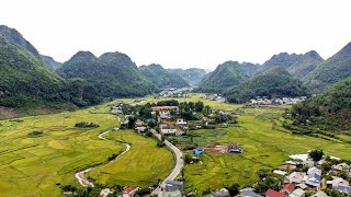 Vast rice fields and peaceful villages on the mountainside  Beautiful nature  Peaceful village [upl. by Nahem232]