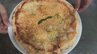 Simple pizza margherita recipe 5minutes done [upl. by Ydissac]