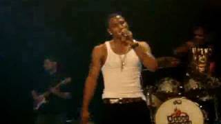 Trey Songz  I Need A Girl LIVE 2009 [upl. by Nnaik]