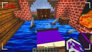 ¿¡ENCUENTRO UN TIBURÓN EN MI HABITACIÓN  MINECRAFT TROLL [upl. by Kwapong494]