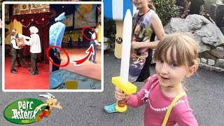 VLOG • ACCIDENT AU PARC ASTERIX BY NIGHT  Studio Bubble Tea [upl. by Oicelem]