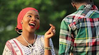 Amal Umar  featuring  Musbahu AKA Anfara  2019 latest Music video [upl. by Aydni654]