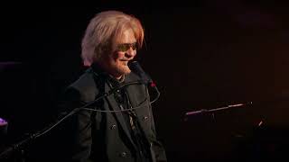 Daryl Hall at Eventim Apollo with Todd Rundgren [upl. by Irem]