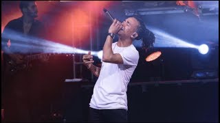 Ozuna cantando sin Autotune su voz real en Vivo [upl. by Anerdna]