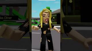 Lei costringe sua figlia a a rubare soldi ma 😲 shorts brookhavenrp roblox [upl. by Jamnes645]