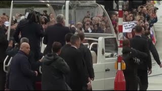 Watch the moment protester runs out in front of popemobile during Francis Luxembourg visit [upl. by Johanan827]