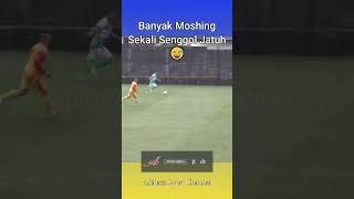 Ahli Moshing Moshing 😅 subcribemychannel football soccer sportvideo pialakemerdekaan liga1 [upl. by Quintilla]