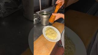 Cacio e Pepe simple easy dish peppinos fyp pasta cheese food cooking [upl. by Patrica978]